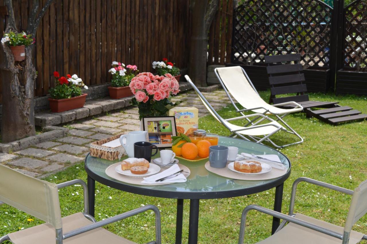 Bed and Breakfast Sara'S Sweet Corner Meta Exteriér fotografie